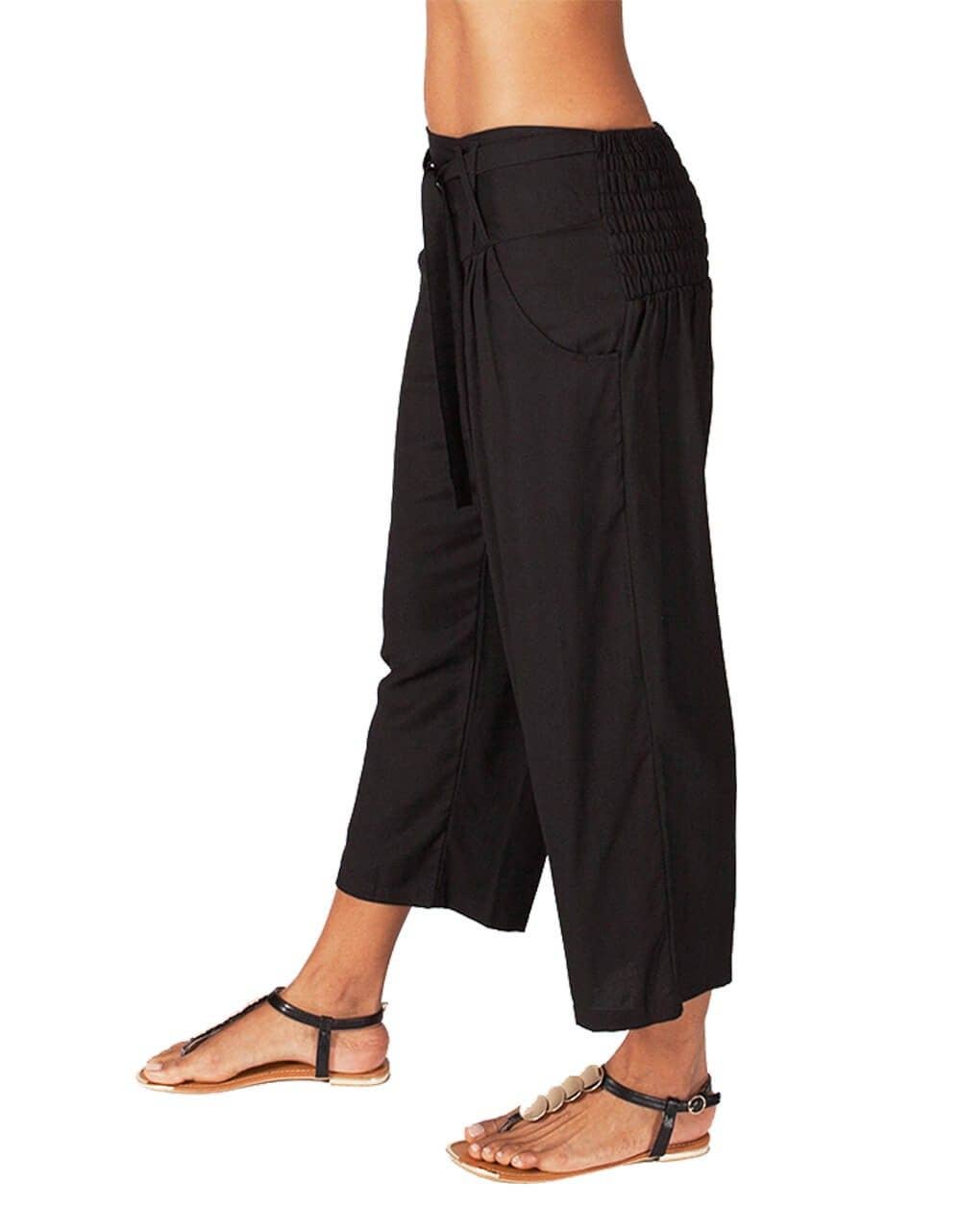 Capri Pants with Belt