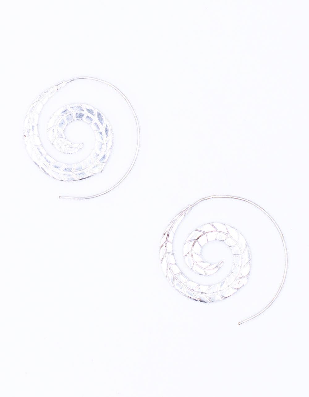 Silver ethnic look earrings